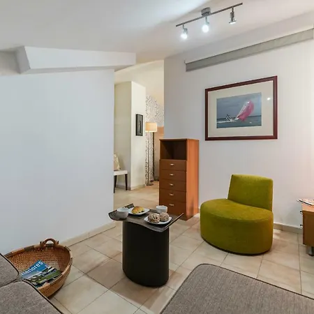 Apartment Imperatriz I By Travel To Madeira Funchal (Madeira)