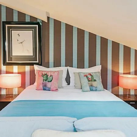 Imperatriz I By Travel To Madeira *